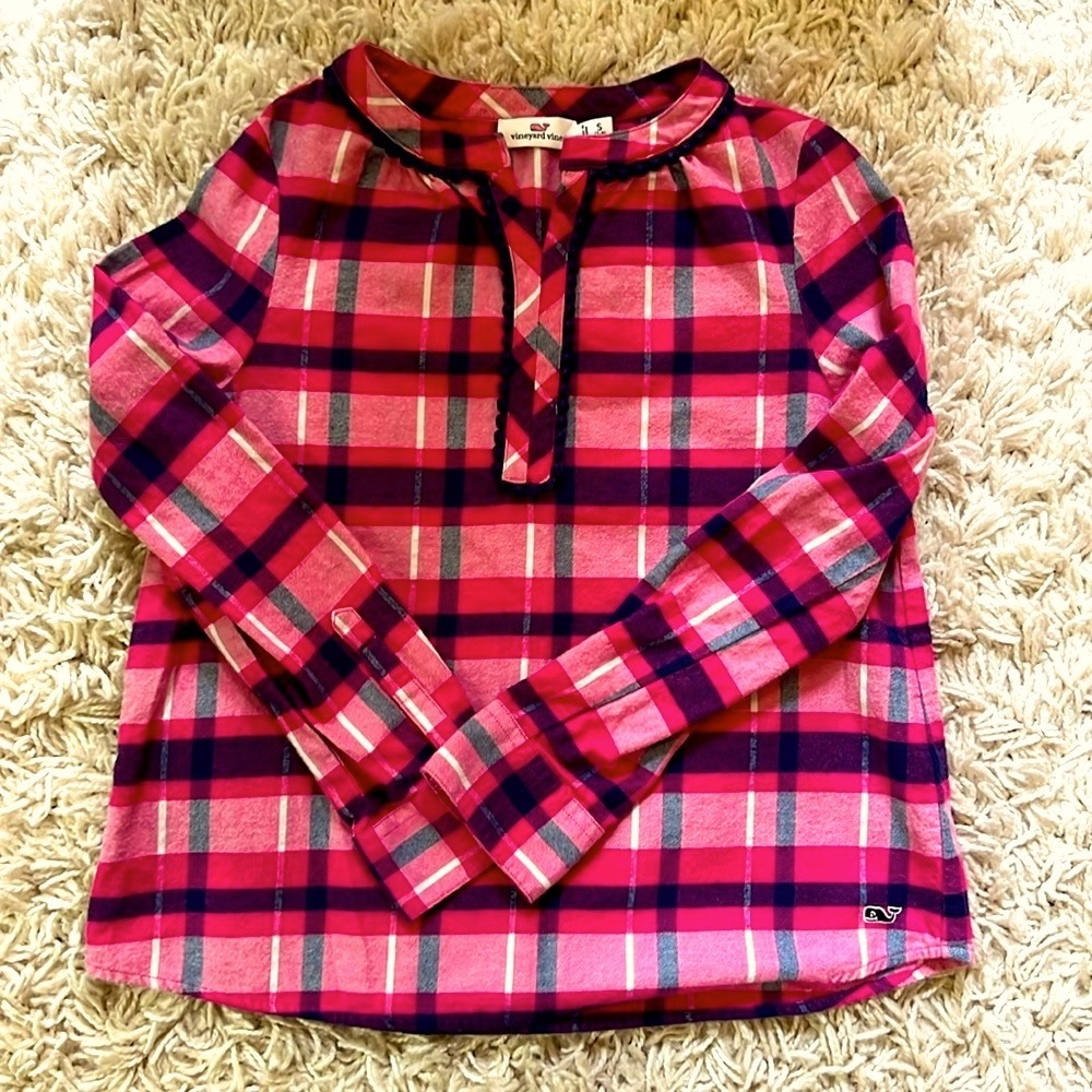 Vineyard Vines Girls pink & blue plaid top size Small (7-8)